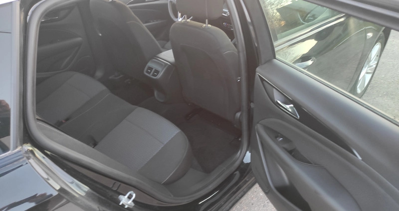 Opel Insignia cena 87999 przebieg: 10625, rok produkcji 2022 z Bytów małe 121